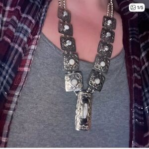 Elegant Silver and White Geometric Necklace